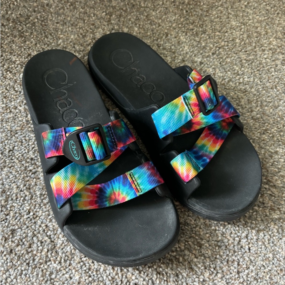 Chaco Chillos Tie-Dye Rainbow Slide Sandals 8